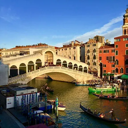 Rialto Bridge Romantic House *